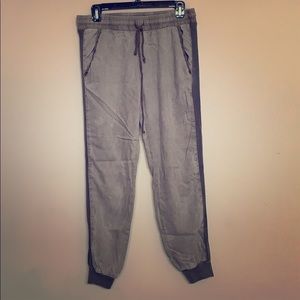 Anthropologie Cloth & Stone brown joggers